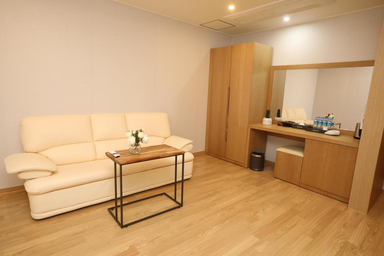 Wanju Daedunsan Hotel מראה חיצוני תמונה