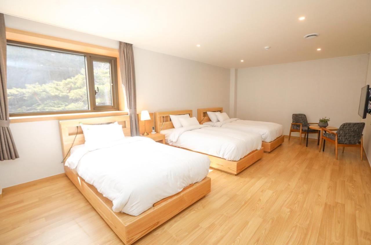 Wanju Daedunsan Hotel מראה חיצוני תמונה